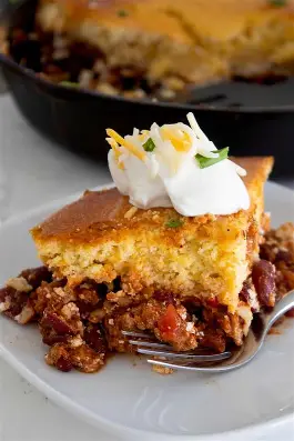 Cornbread-Topped Chili Casserole