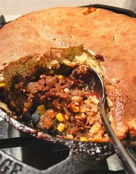Skillet Cornbread Chili Bake