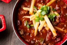 Hunters' Slow-Cooked Venison Chili