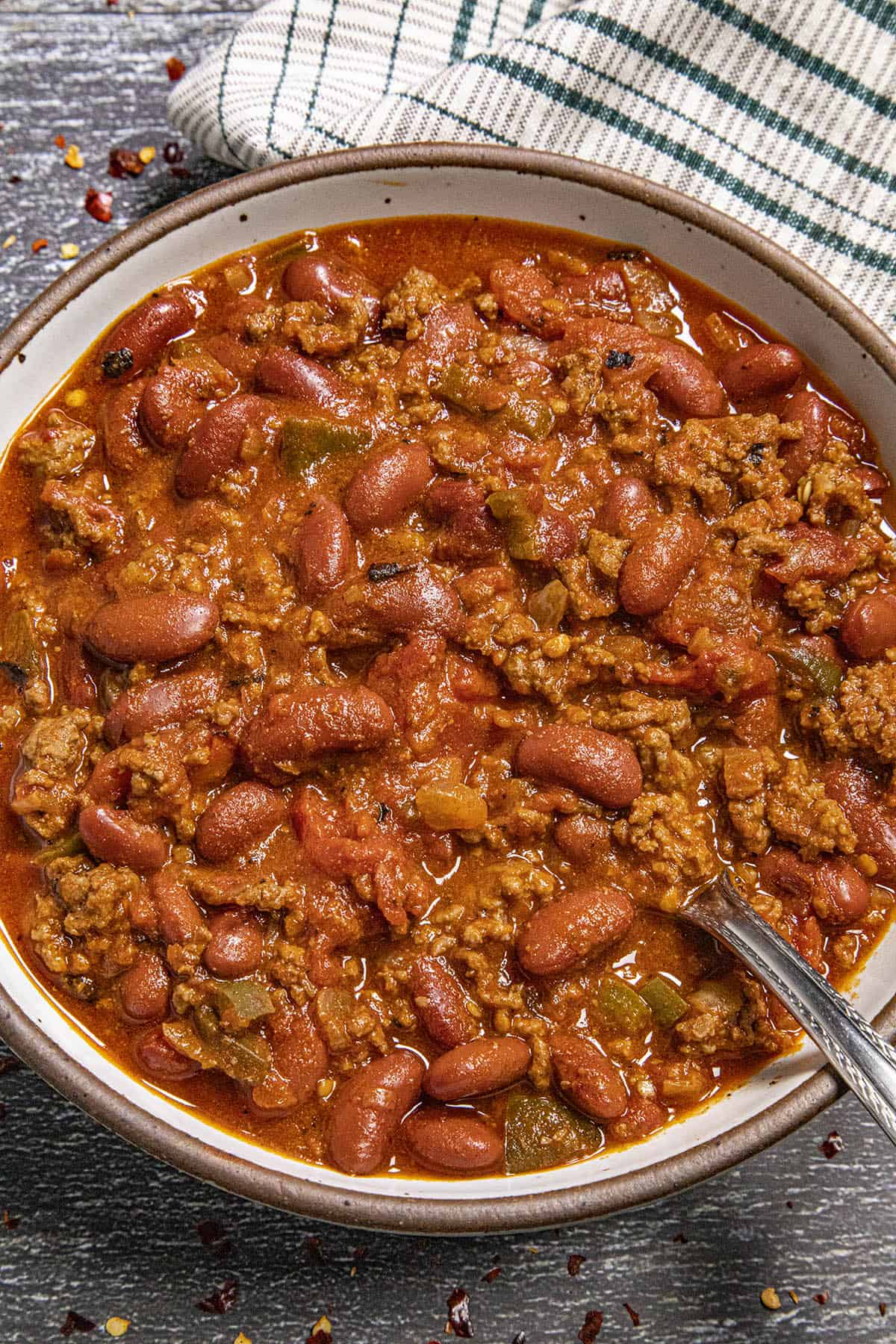 Homestyle chili with ground beef, beans, and tomatoes
